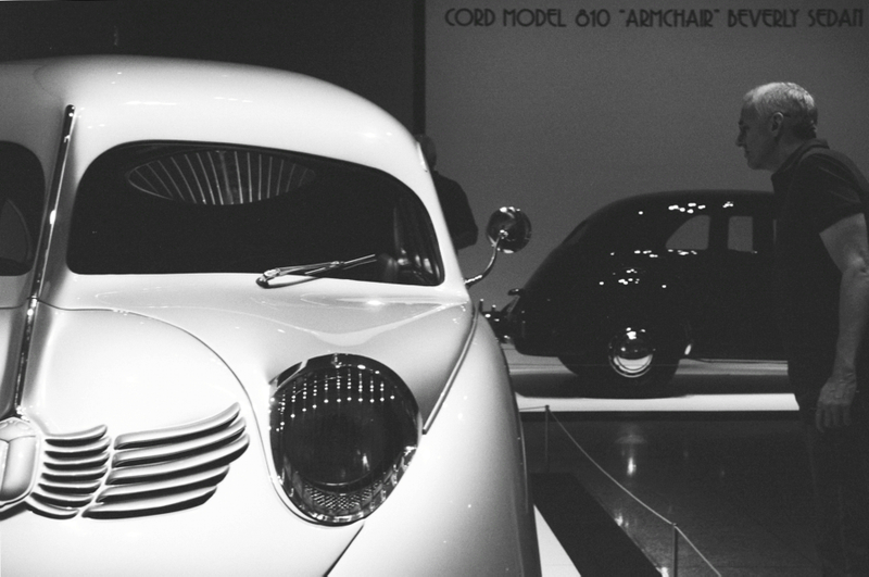 Illustration for article titled Art Deco Cars: More Film from the MFAH